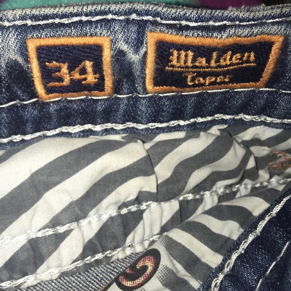 ROCK REVIVAL - Picture 5 of 6